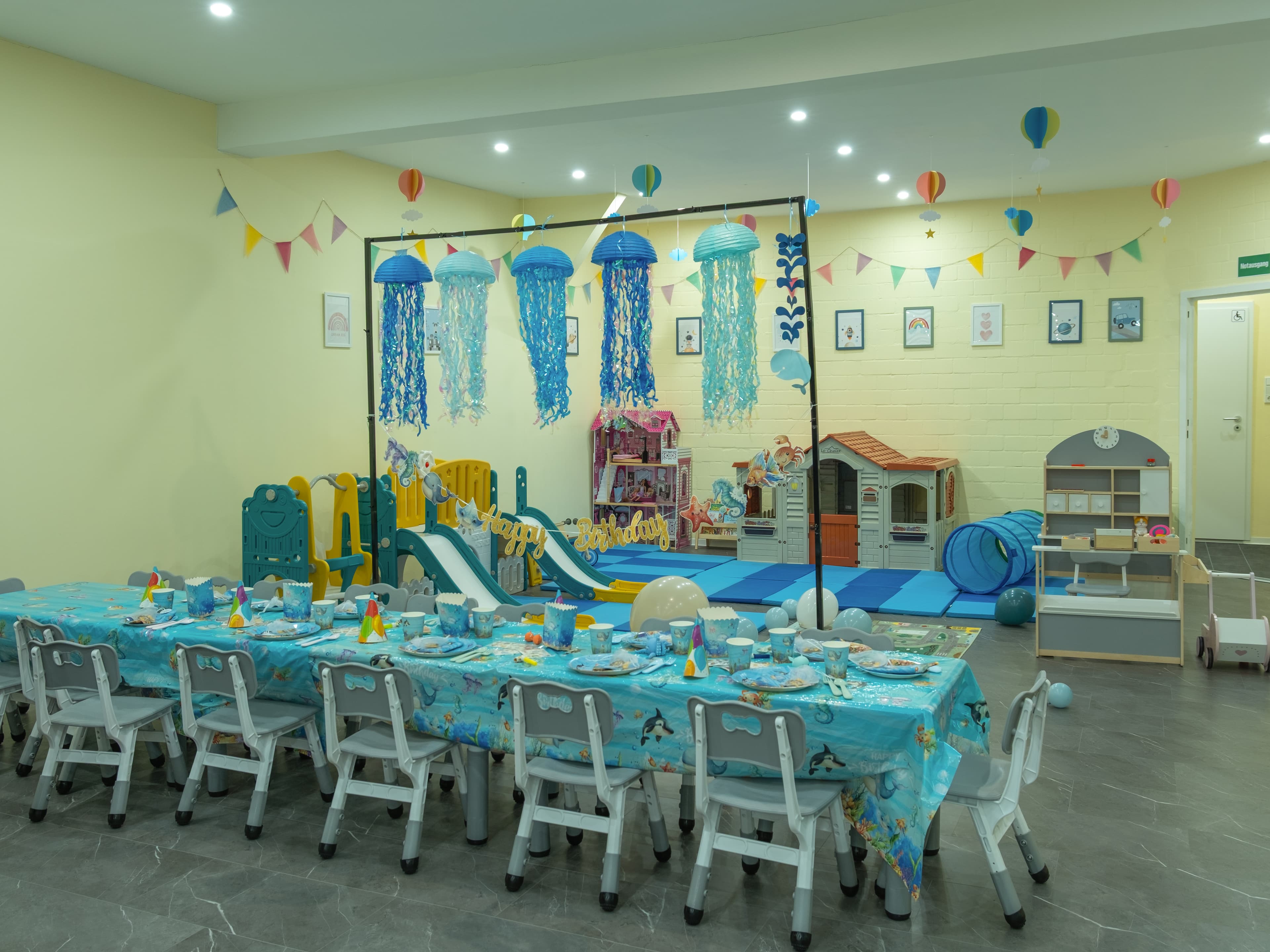 Eli's Party Raum – Impression 6